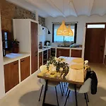 Pou, Charming In Girona * Campllong
