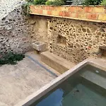 Pou, Charming In Girona بيت للعطل Campllong