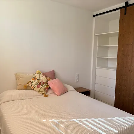 Pou, Charming In Girona بيت للعطل *